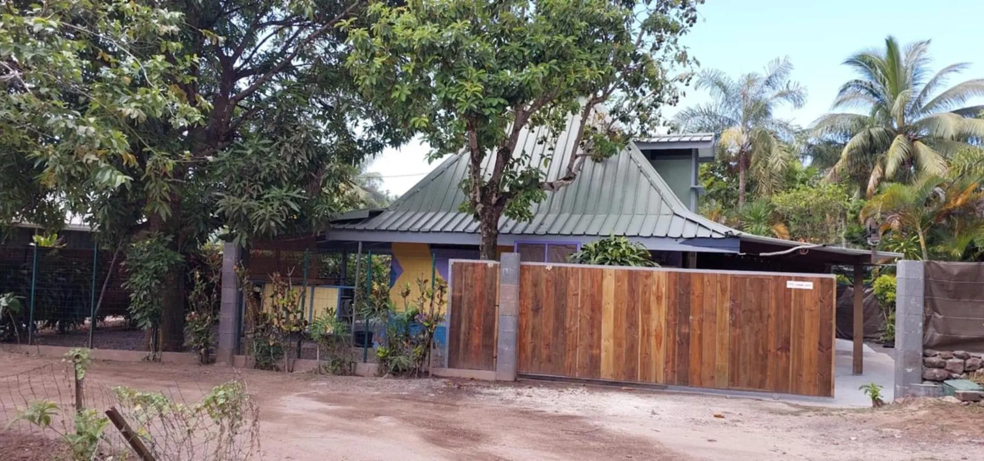 Tiahura Lodge Haapiti Dom wakacyjny